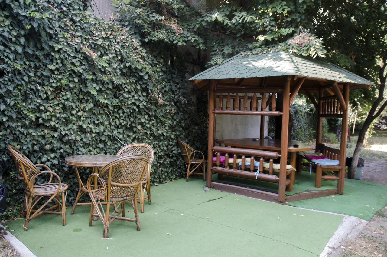 Casa Boiereasca Hostel Craiova Buitenkant foto